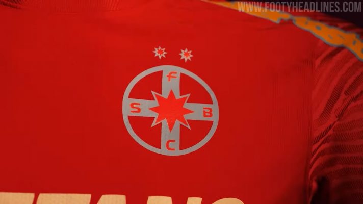 Chi tiết áo Steaua Bucuresti 2023 sân nhà